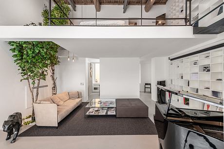 A Single Man House Reframes an Artist’s Atelier Into a Haven of Height - 4