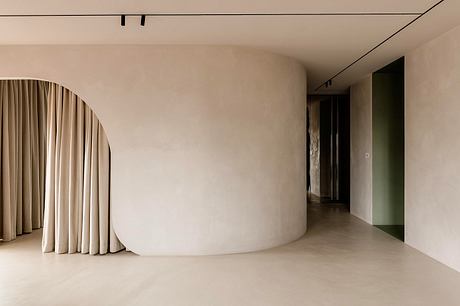 Grzybowska Sets a Quiet Tone With Beige, Brass, and Mango Wood Notes - 5