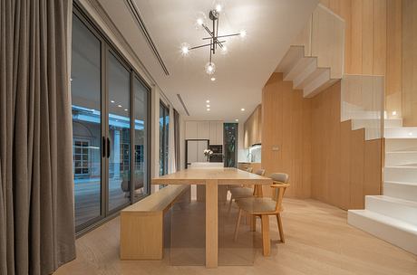 M House: Tree-Led Plan and Rooftop Pool in Bangkok’s Urban Center - 5