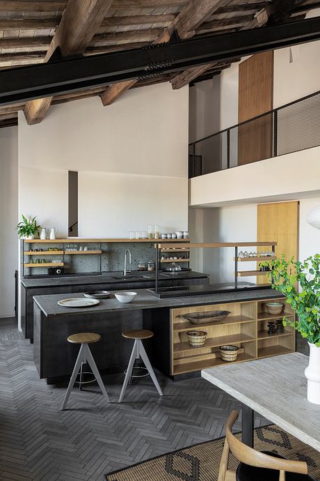 Casa a Trastevere Reframes a 19th-Century Flat for Today’s Living - 4