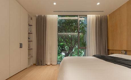 M House: Tree-Led Plan and Rooftop Pool in Bangkok’s Urban Center - 7