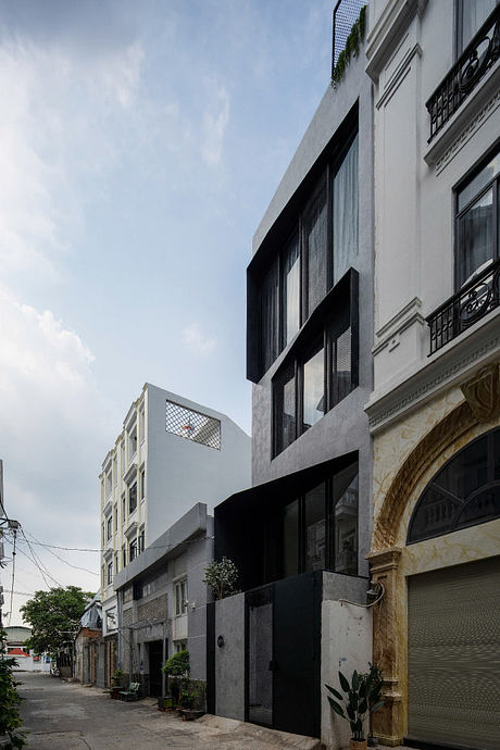 The Odd One Out: Compact Urban House Reimagines Daily Living Today - 7