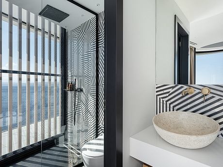 Cliff Villa: Coastal Refuge Shaped by Wind, Light, and Sea Horizons - 7