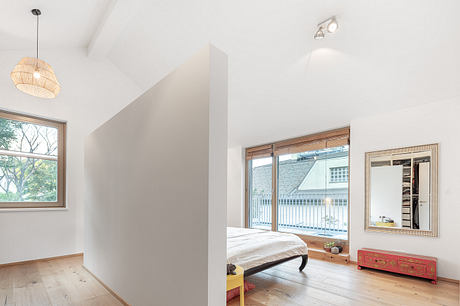 House SW Brings Calm Order to a 1975 Home Reborn for Family Living - 4