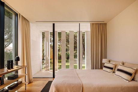 V House by João Tiago Aguiar - 7