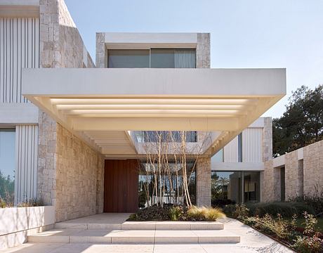 Jacaranda House by Ramón Esteve Estudio - 9