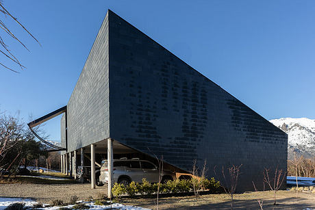 UAN House by Alric Galindez Arq - 11