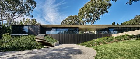 Villa XXIII — Three Wings Orchestrate Life Across a Terraced Site - 9