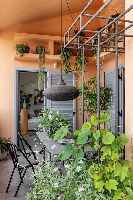 Casa a Trastevere Reframes a 19th-Century Flat for Today’s Living - 9