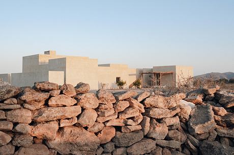 DDAR: Rammed Earth and Wind Craft a Climate-Smart Home in Essaouira - 12