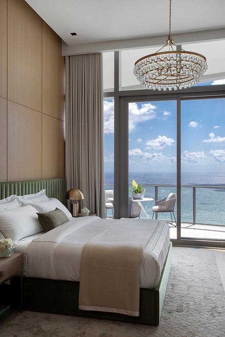 Lower Penthouse: Brazilian Warmth Meets Miami’s Sky-High Luxury Life - 11