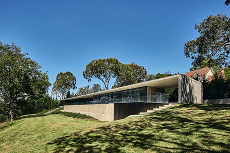 Villa XXIII — Three Wings Orchestrate Life Across a Terraced Site - 10