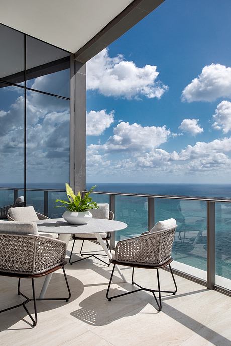 Lower Penthouse: Brazilian Warmth Meets Miami’s Sky-High Luxury Life - 12