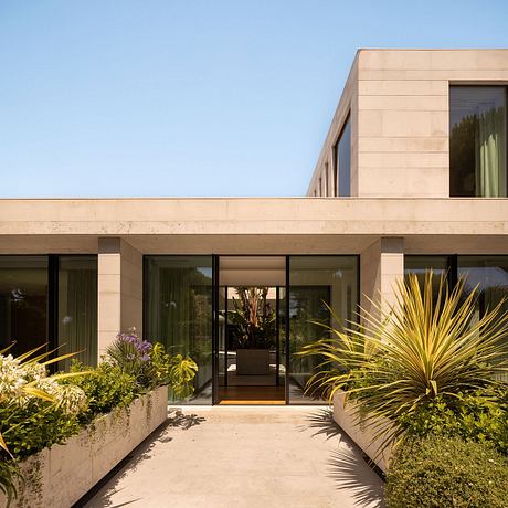 V House by João Tiago Aguiar - 16