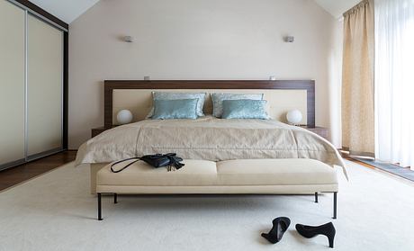 Modern Farm House by Marketa Killi - 4