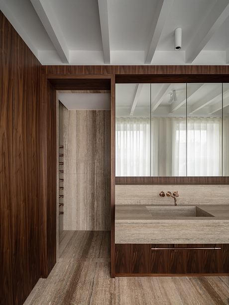 Covent Garden Apartment by Carmody Groarke - 5