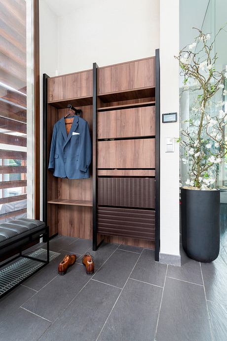 Modern Farm House by Marketa Killi - 5