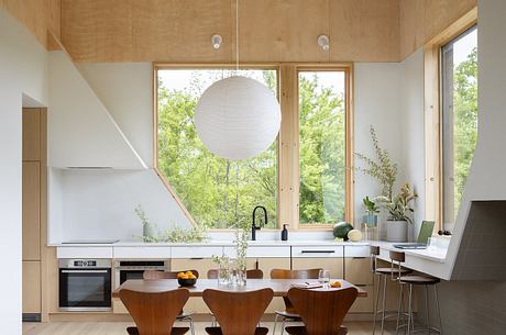 House on a Hill: Vertical Living - 5