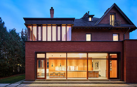 Crescent House Renovation: Heritage Revived With a Warm Modern Wing - 7