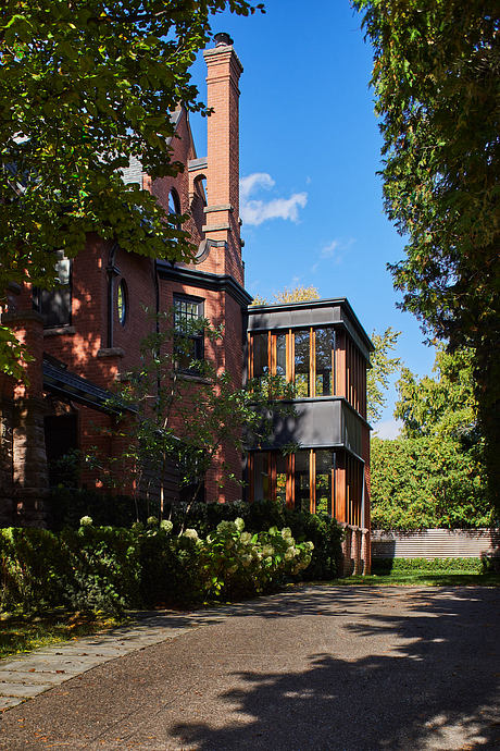 Crescent House Renovation: Heritage Revived With a Warm Modern Wing - 8