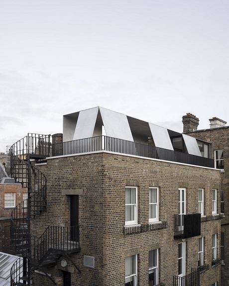 Covent Garden Apartment by Carmody Groarke - 8