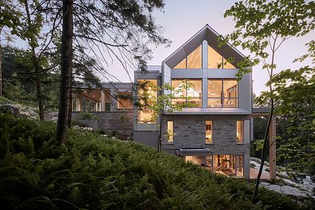 La Croix From the Woods: A House Terraced Into Canadian Stone - 9