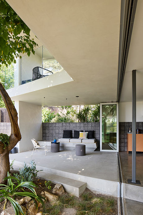 M.H. Lair by Claret-Cup - 7