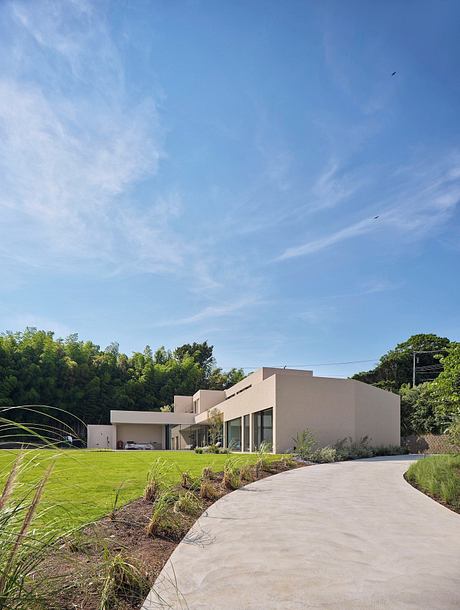 10M by CUBO design architect - 8