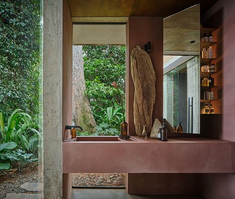 Studio House: Rammed-Earth Villa Open to Pacific Breeze - 10