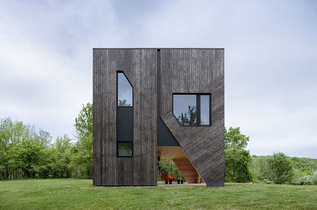 House on a Hill: Vertical Living - 11