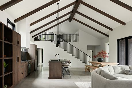 Baw Beese: Multi-Generational Lake Retreat With Clever Cabin Wings - 1