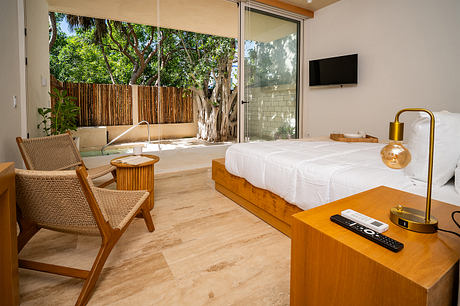 Greta: Coastal Hotel Embracing Sea Breezes - 1