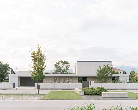 House GM by Didonè Comacchio Architects - 1