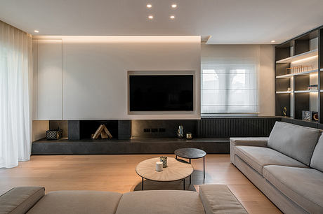 Linearity in the Design of an Apartment in Kifisia - 1