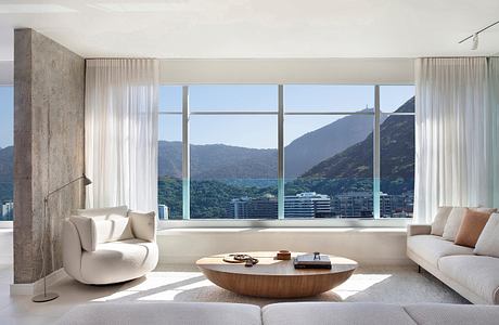 MSR Apartment by Mauricio Rebello – MRG Architecture