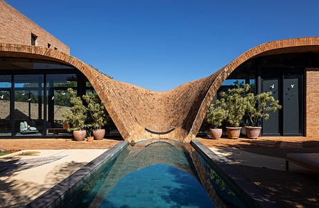 Passive House by Mareines Arquitetura