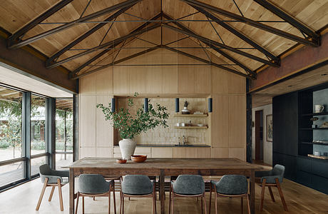 Roam Ranch by Baldridge Architects