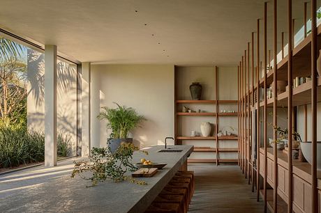 Brandilera House: Pacific Courtyard Living Along Mexico’s Coastline - 2