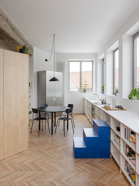 Apartment Z Reframes a Maisonette into Day-Night Living - 3