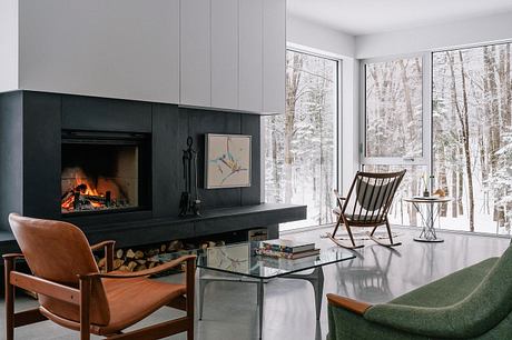 Chalet du Ruisseau: Mid-Century Warmth in a Contemporary Alpine Chalet - 3