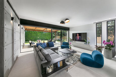 Concrete Harmony House by Narkis Rubin Barazani - 2