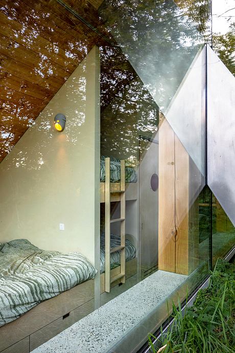 Kazemat Koningsweg Recasts a Military Site as a Subtle Refuge - 3