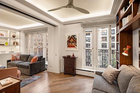 West End “Grand Six”: A Classic Seven Replanned for Joyful Gatherings - 3