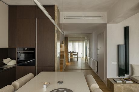 Apartment in the Centre of Athens by Kapsimalis Architects - 4