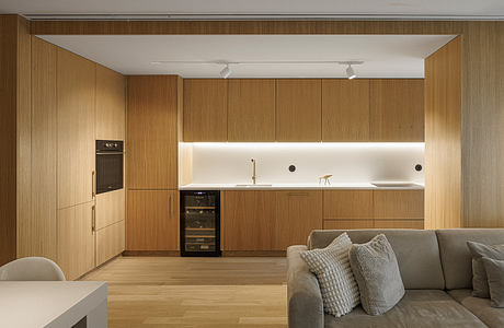 Barra Apartment: Quiet Coastal Minimalism