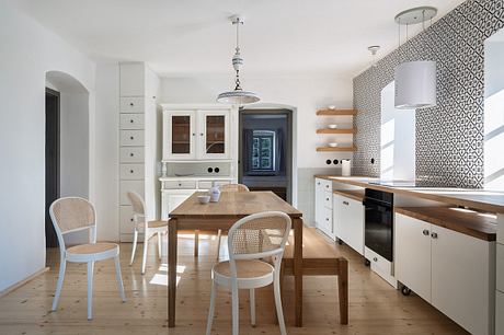 Borová Lada Cottage by Studio Plyš - 3