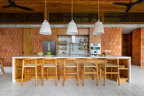 Casa Dos Playas: Earthen Costa Rica House Between two Seas in Balance - 3