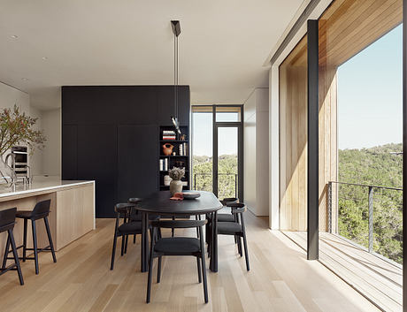 Falcon Ledge Residence by Alterstudio Architecture - 3