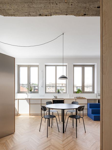 Apartment Z Reframes a Maisonette into Day-Night Living - 5