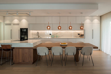 Linearity in the Design of an Apartment in Kifisia - 5